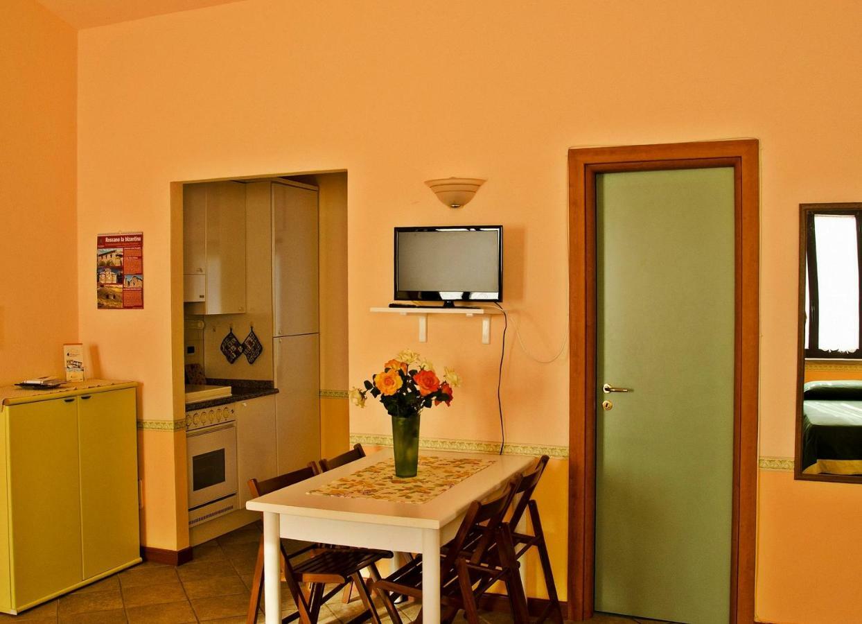 Pathirion B&B Rossano Bagian luar foto
