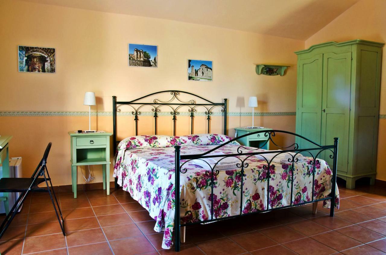 Pathirion B&B Rossano Bagian luar foto