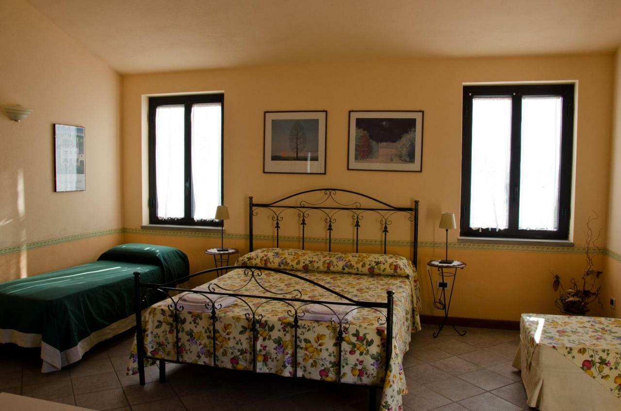 Pathirion B&B Rossano Bagian luar foto